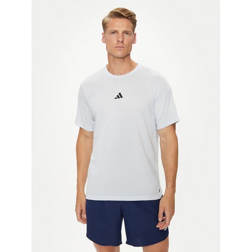 adidas Koszulka techniczna Workout Logo IT2128 Niebieski Regular Fit ze sklepu MODIVO w kategorii T-shirty męskie - zdjęcie 182621879