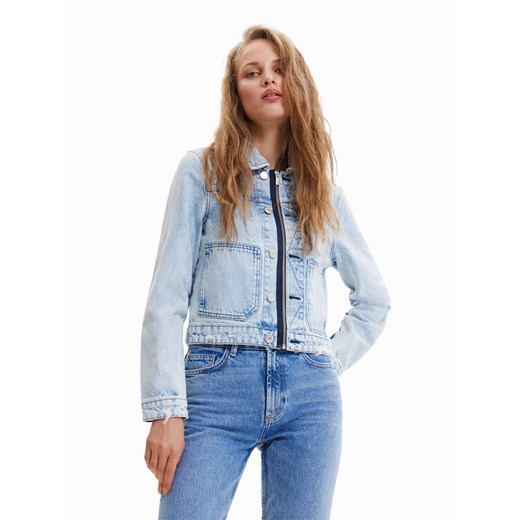 Desigual Kurtka jeansowa Feriha 23SWED27 Niebieski Regular Fit ze sklepu MODIVO w kategorii Kurtki damskie - zdjęcie 182622087