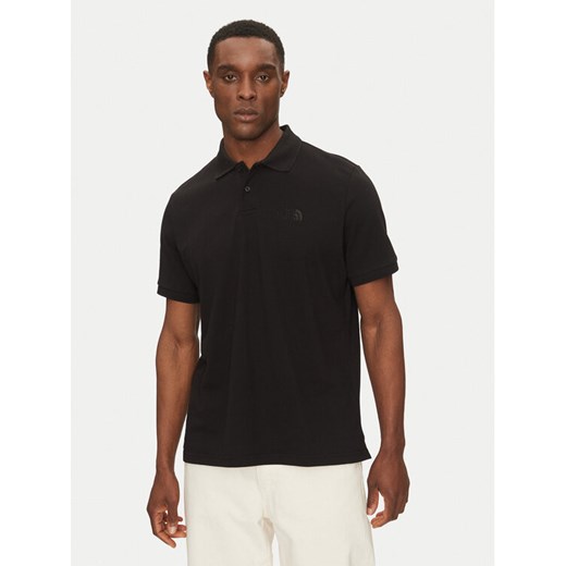 The North Face Polo Essential NF0A8C1P Czarny Regular Fit ze sklepu MODIVO w kategorii T-shirty męskie - zdjęcie 182622217