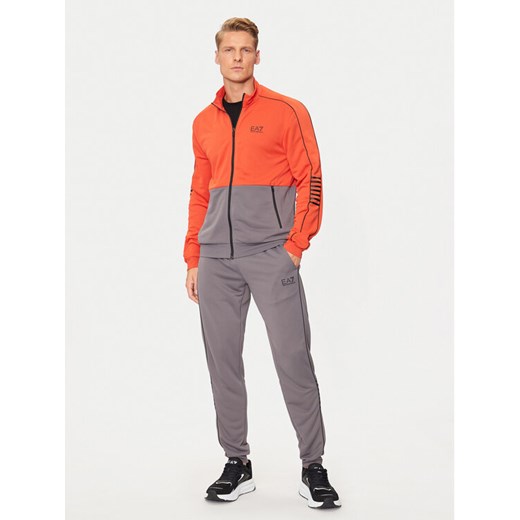 EA7 Emporio Armani Dres 6DPV53 PJ16Z 26BO Pomarańczowy Regular Fit ze sklepu MODIVO w kategorii Dresy męskie - zdjęcie 182622369