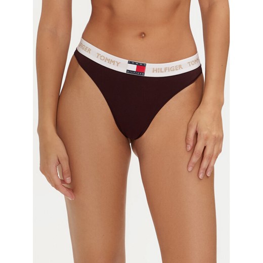 Tommy Hilfiger Stringi UW0UW05655 Bordowy ze sklepu MODIVO w kategorii Majtki damskie - zdjęcie 182622479