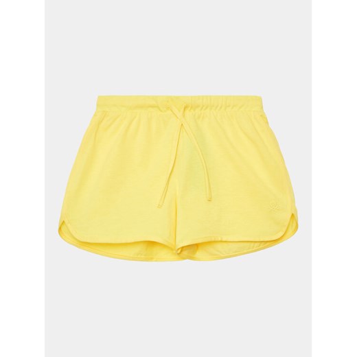 United Colors Of Benetton Szorty sportowe 3I1XC901F Żółty Regular Fit ze sklepu MODIVO w kategorii Spodenki dziewczęce - zdjęcie 182623218