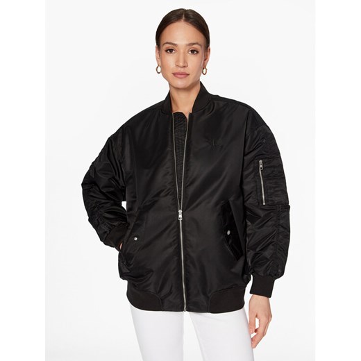 Calvin Klein Jeans Kurtka bomber J20J221082 Czarny Oversize ze sklepu MODIVO w kategorii Kurtki damskie - zdjęcie 182623867