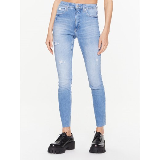 Calvin Klein Jeans Jeansy J20J220853 Niebieski Skinny Fit ze sklepu MODIVO w kategorii Jeansy damskie - zdjęcie 182623886