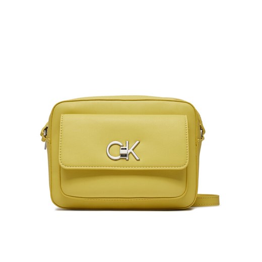 Calvin Klein Torebka Re-Lock Camera Bag W/Flap K60K611083 Żółty ze sklepu MODIVO w kategorii Listonoszki - zdjęcie 182624207