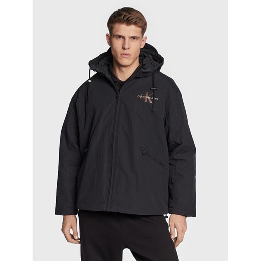 Calvin Klein Jeans Kurtka przejściowa J30J322502 Czarny Regular Fit ze sklepu MODIVO w kategorii Kurtki męskie - zdjęcie 182624405
