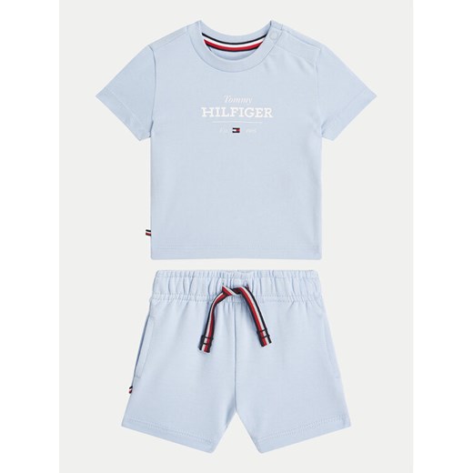 Tommy Hilfiger Komplet t-shirt i spodenki Monotype KN0KN02047 Błękitny Regular Fit ze sklepu MODIVO w kategorii Komplety niemowlęce - zdjęcie 182624429