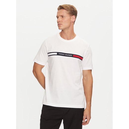 Tommy Hilfiger T-Shirt MW0MW36498 Biały Regular Fit ze sklepu MODIVO w kategorii T-shirty męskie - zdjęcie 182624547