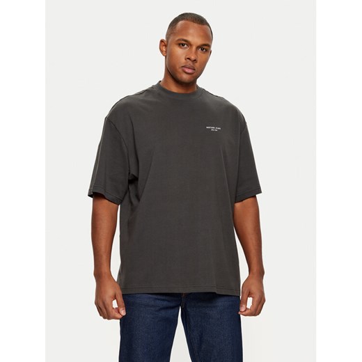 Mustang T-Shirt Akron 1015833 Szary Relaxed Fit ze sklepu MODIVO w kategorii T-shirty męskie - zdjęcie 182625456