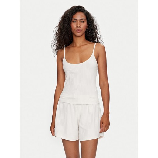 Guess Top O4GP10 KBXB2 Beżowy Regular Fit ze sklepu MODIVO w kategorii Bluzki damskie - zdjęcie 182625807
