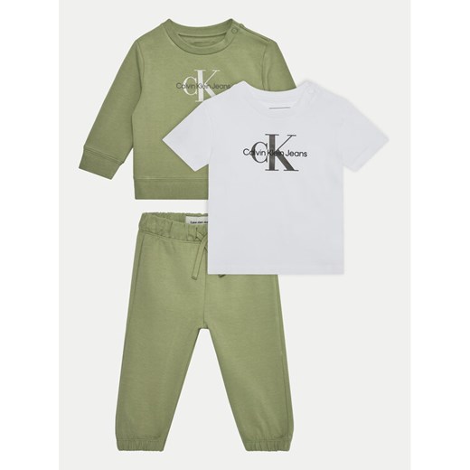 Calvin Klein Jeans Komplet dresowy Monogram Starter IN0IN00011 Zielony Regular Fit ze sklepu MODIVO w kategorii Odzież dla niemowląt - zdjęcie 182626319