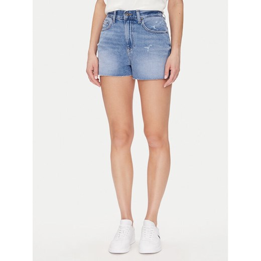Tommy Jeans Szorty jeansowe Hot Pant Bi8036 DW0DW20575 Niebieski Regular Fit ze sklepu MODIVO w kategorii Szorty - zdjęcie 182629946