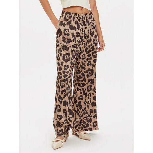 Vero Moda Spodnie materiałowe Merle 10295435 Beżowy Loose Fit ze sklepu MODIVO w kategorii Spodnie damskie - zdjęcie 182631555
