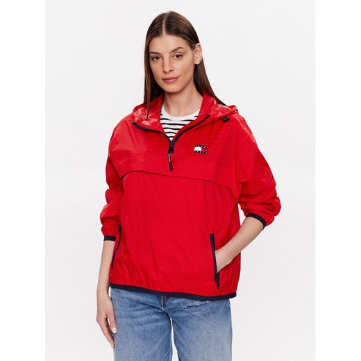 Tommy Jeans Kurtka anorak Chicago DW0DW15333 Czerwony Regular Fit ze sklepu MODIVO w kategorii Kurtki damskie - zdjęcie 182632096