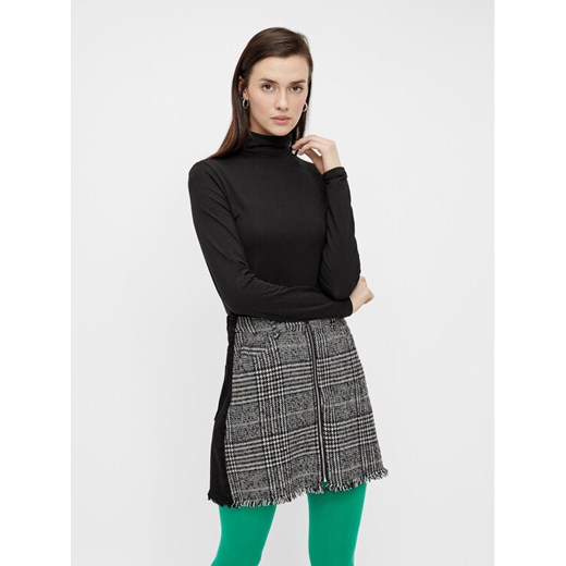 Pieces Golf 17108494 Czarny Slim Fit ze sklepu MODIVO w kategorii Bluzki damskie - zdjęcie 182632705