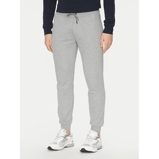 Guess Spodnie dresowe Z2YB22 KAIJ1 Szary Regular Fit ze sklepu MODIVO w kategorii Spodnie męskie - zdjęcie 182632746