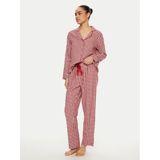 Hunkemöller Piżama Flannel 300635 Czerwony Regular Fit ze sklepu MODIVO w kategorii Piżamy damskie - zdjęcie 182633406