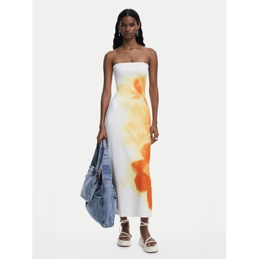 Desigual Sukienka letnia Amberes 25SWVK49 Écru Slim Fit ze sklepu MODIVO w kategorii Sukienki - zdjęcie 182633498