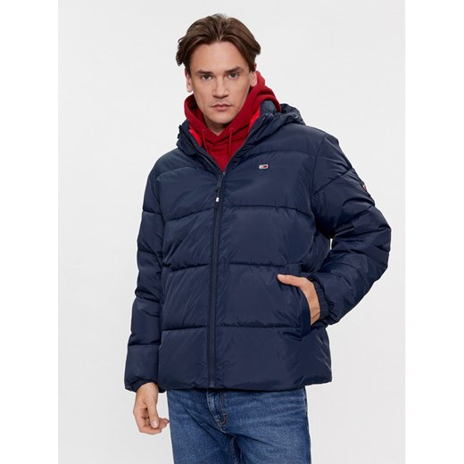 Tommy Jeans Kurtka zimowa Essential DM0DM18487 Granatowy Regular Fit ze sklepu MODIVO w kategorii Kurtki męskie - zdjęcie 182633656