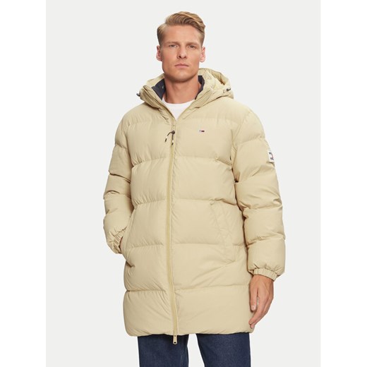 Tommy Jeans Kurtka puchowa Essential DM0DM20466 Beżowy Regular Fit ze sklepu MODIVO w kategorii Kurtki męskie - zdjęcie 182634436