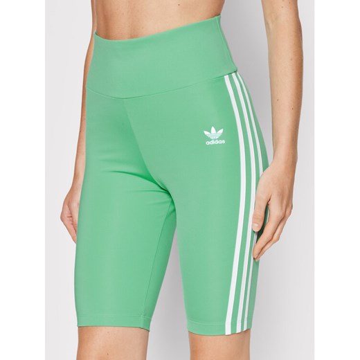 adidas Kolarki adicolor Classics HE9503 Zielony Slim Fit ze sklepu MODIVO w kategorii Szorty - zdjęcie 182636158