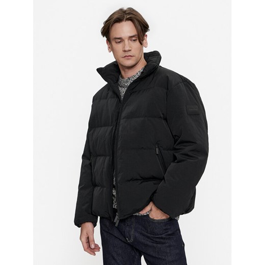 Calvin Klein Kurtka puchowa Crinkle K10K111882 Czarny Regular Fit ze sklepu MODIVO w kategorii Kurtki męskie - zdjęcie 182636405