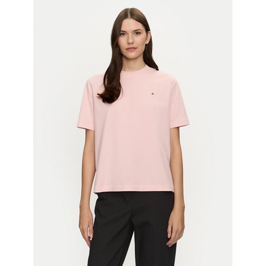 Tommy Hilfiger T-Shirt Modern Flag WW0WW43597 Różowy Relaxed Fit ze sklepu MODIVO w kategorii Bluzki damskie - zdjęcie 182636556