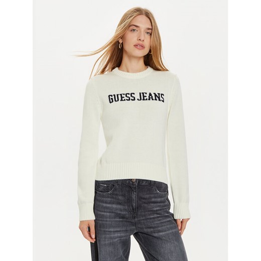 Guess Jeans Sweter W4BR10 Z3HM1 Biały Regular Fit ze sklepu MODIVO w kategorii Swetry damskie - zdjęcie 182636916