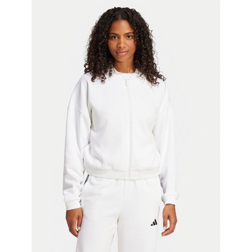 adidas Bluza Essentials Contemporary Logo JD9966 Biały Loose Fit ze sklepu MODIVO w kategorii Bluzy damskie - zdjęcie 182637317
