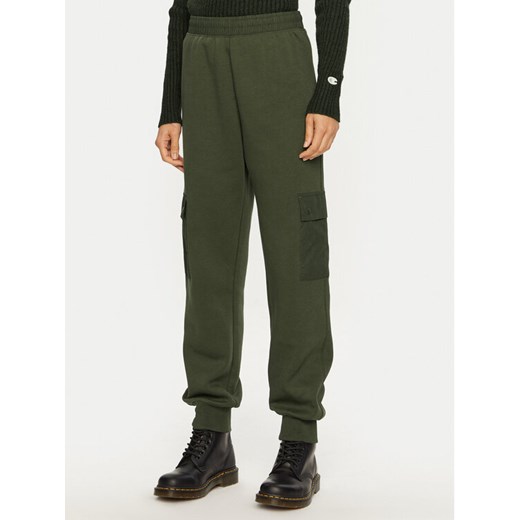 Champion Spodnie dresowe 117499 Khaki Regular Fit ze sklepu MODIVO w kategorii Spodnie damskie - zdjęcie 182638198