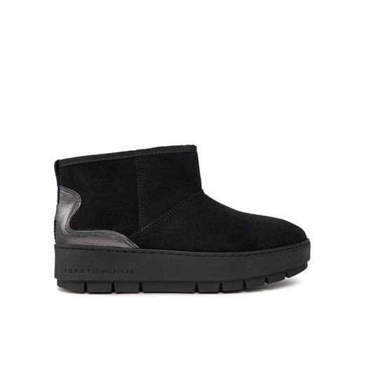 Tommy Hilfiger Śniegowce Metallic Suede Snowboot FW0FW07850 Czarny ze sklepu MODIVO w kategorii Śniegowce damskie - zdjęcie 182638425