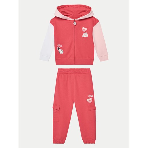 Guess Dres K5RG00 KAD74 Różowy Regular Fit ze sklepu MODIVO w kategorii Dresy dziewczęce - zdjęcie 182638775