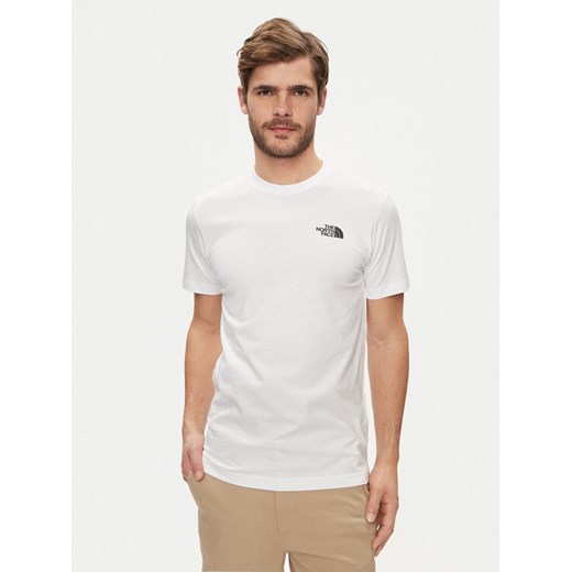 The North Face T-Shirt Redbox NF0A87NP Biały Regular Fit ze sklepu MODIVO w kategorii T-shirty męskie - zdjęcie 182639158