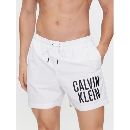 Calvin Klein Swimwear Szorty kąpielowe Medium Drawstring-Nos KM0KM00739 Biały Regular Fit ze sklepu MODIVO w kategorii Kąpielówki - zdjęcie 182639186