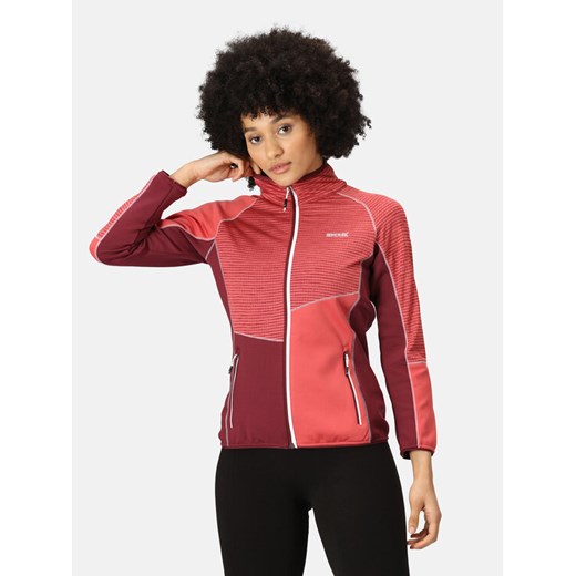 Regatta Kurtka softshell Yare VIII RWL239 Czerwony Regular Fit ze sklepu MODIVO w kategorii Kurtki damskie - zdjęcie 182639675
