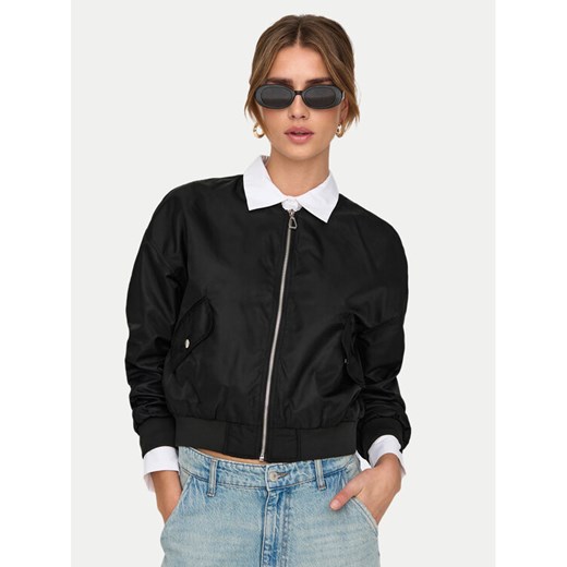ONLY Kurtka bomber Tatjano 15336394 Czarny Regular Fit ze sklepu MODIVO w kategorii Kurtki damskie - zdjęcie 182640837