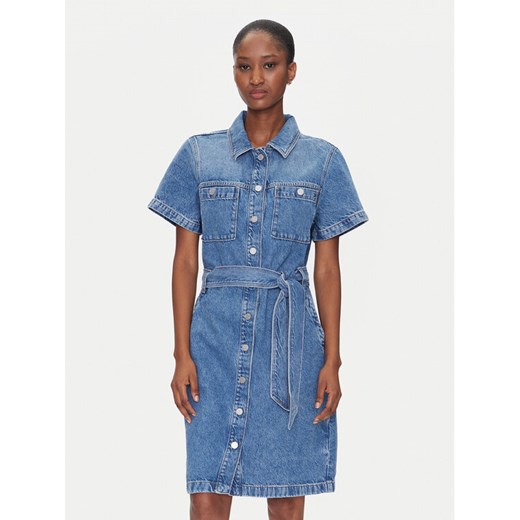Tommy Hilfiger Sukienka jeansowa WW0WW44380 Niebieski Regular Fit ze sklepu MODIVO w kategorii Sukienki - zdjęcie 182641277