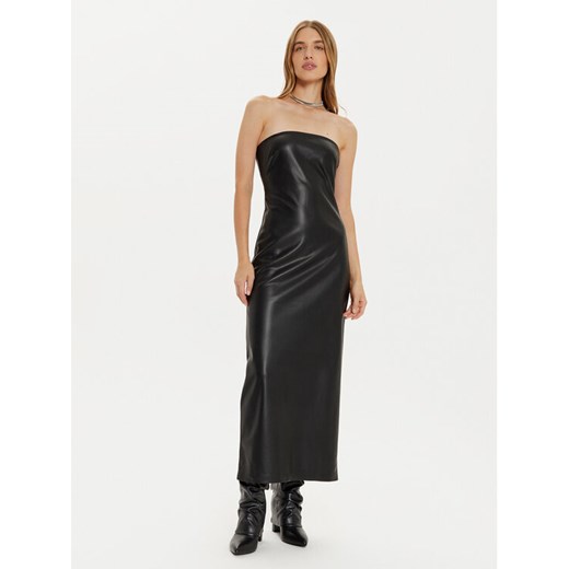 ONLY Sukienka z imitacji skóry Esther 15334722 Czarny Slim Fit ze sklepu MODIVO w kategorii Sukienki - zdjęcie 182641399