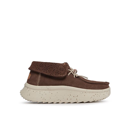 Hey Dude Półbuty Wendy Peak Fold Boot Suede 40256-204 Brązowy ze sklepu MODIVO w kategorii Półbuty damskie - zdjęcie 182642668