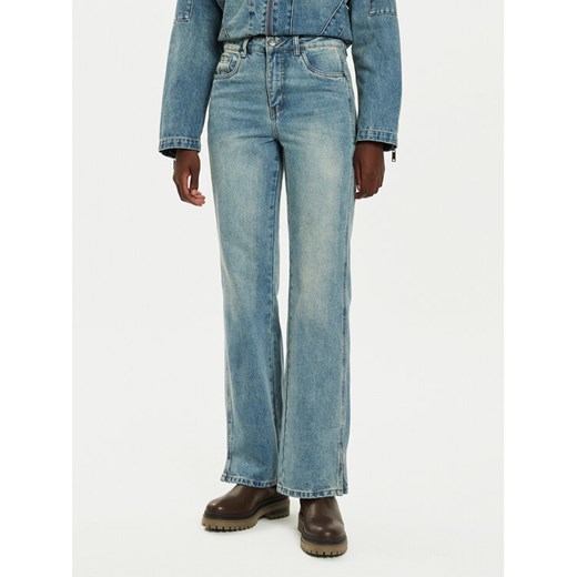Gestuz Jeansy Katha 10909477 Niebieski Straight Fit ze sklepu MODIVO w kategorii Jeansy damskie - zdjęcie 182643057