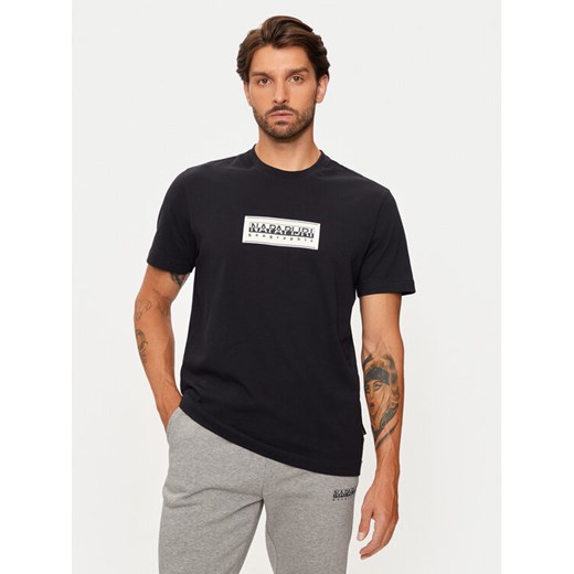 Napapijri T-Shirt S-box Logo NP0A4I3L Czarny Regular Fit ze sklepu MODIVO w kategorii T-shirty męskie - zdjęcie 182643337
