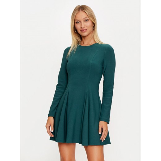 Marciano Guess Sukienka koktajlowa 4BGK22 6302A Zielony Regular Fit ze sklepu MODIVO w kategorii Sukienki - zdjęcie 182644928