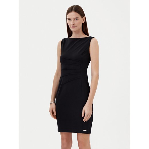 Calvin Klein Sukienka codzienna K20K208433 Czarny Regular Fit ze sklepu MODIVO w kategorii Sukienki - zdjęcie 182645348