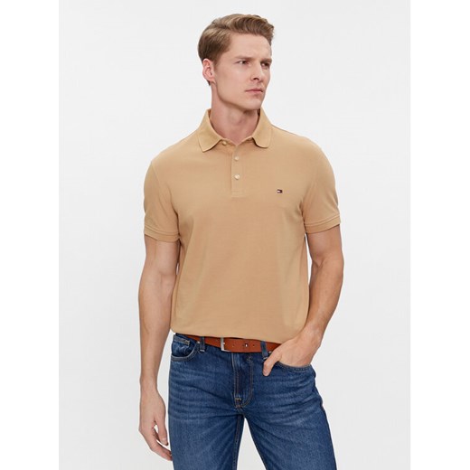 Tommy Hilfiger Polo 1985 MW0MW17771 Brązowy Slim Fit ze sklepu MODIVO w kategorii T-shirty męskie - zdjęcie 182645635