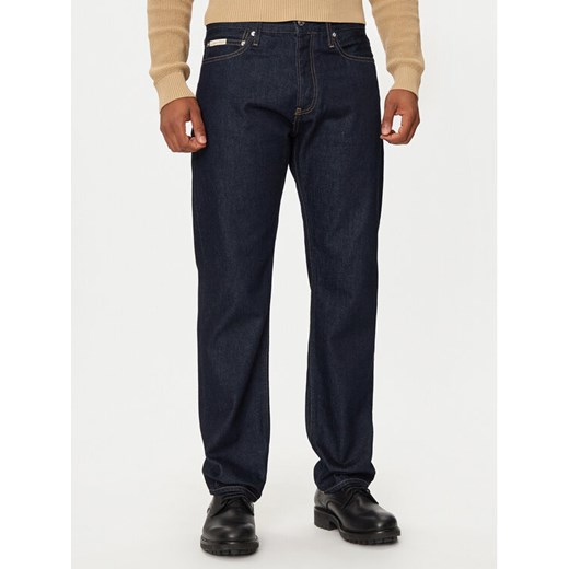 Calvin Klein Jeans Jeansy J30J326833 Granatowy Straight Fit ze sklepu MODIVO w kategorii Jeansy męskie - zdjęcie 182647259