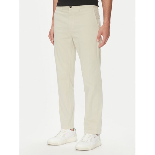 BOSS Chinosy 50534378 Beżowy Regular Fit ze sklepu MODIVO w kategorii Spodnie męskie - zdjęcie 182647679