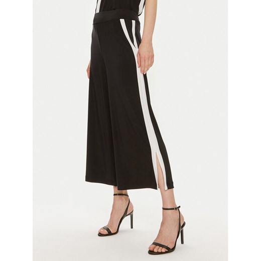 Joseph Ribkoff Kuloty 241058 Czarny Relaxed Fit ze sklepu MODIVO w kategorii Spodnie damskie - zdjęcie 182648778