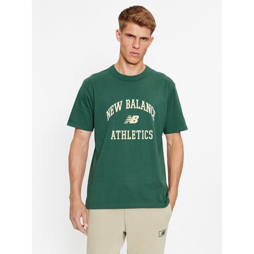 New Balance T-Shirt Athletics Varsity Graphic T-Shirt MT33551 Zielony Regular Fit ze sklepu MODIVO w kategorii T-shirty męskie - zdjęcie 182648987