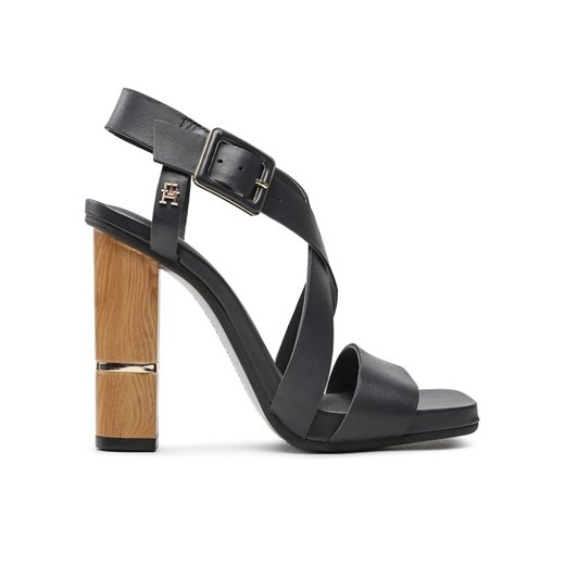 Tommy Hilfiger Sandały Hardware Block High Heel FW0FW07016 Granatowy ze sklepu MODIVO w kategorii Sandały damskie - zdjęcie 182649439