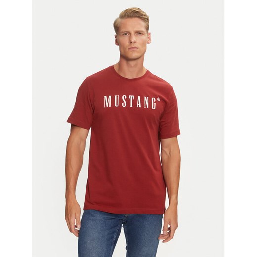 Mustang T-Shirt Austin 1014695 Czerwony Regular Fit ze sklepu MODIVO w kategorii T-shirty męskie - zdjęcie 182649468